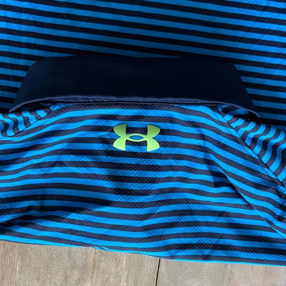 3/$60 Under Armour Golf Polo - Picture 3 of 4
